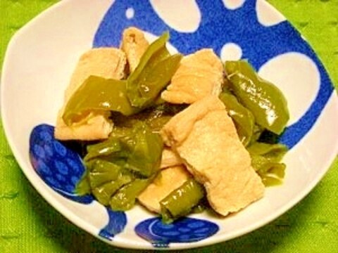 万願寺唐辛子と油揚げの軟らか煮